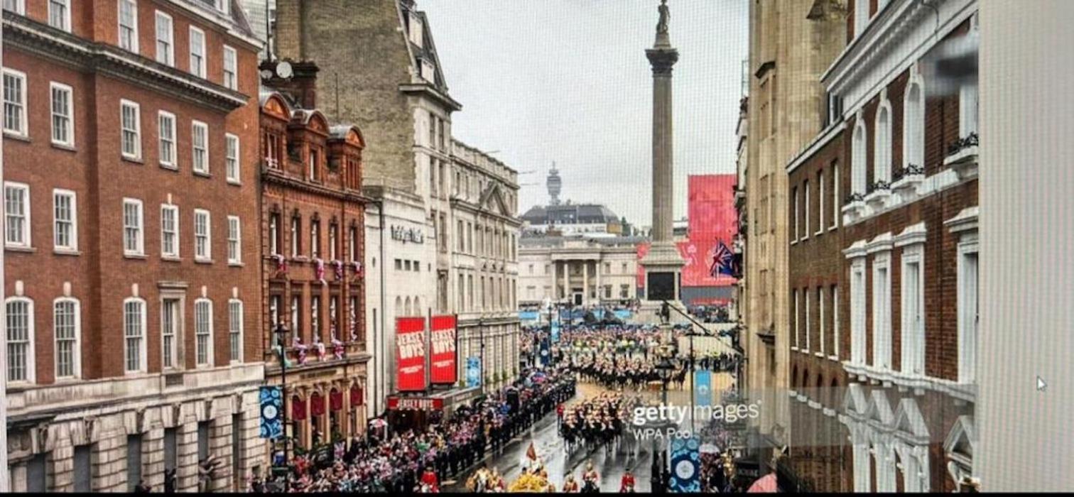 Superb Apartment Near Buckingham Palace ลอนดอน ภายนอก รูปภาพ